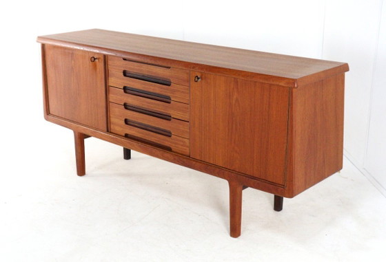 Image 1 of Brødrene Sörheim Møbelfabrikk AS sideboard dressoir kast vintage