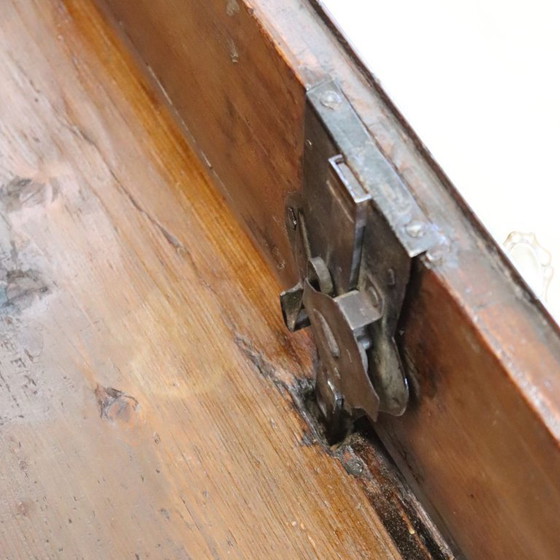 Elegante Antike Kommoden Aus Nussbaumholz Intarsien, Restauriert, Italien 18. Jahrhundert – Wood (photo 11 of 17)