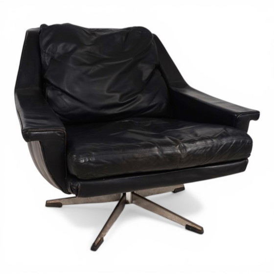 Image 1 of ESA 802 Black Leather Lounge Chair by Werner Langenfeld, 1970
