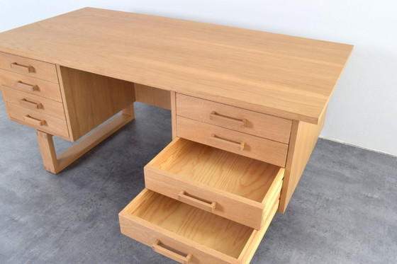 Image 1 of Scrivania Mid-Century in quercia di Torben Valeur e Henning Jensen per Dyrlund, anni '60.