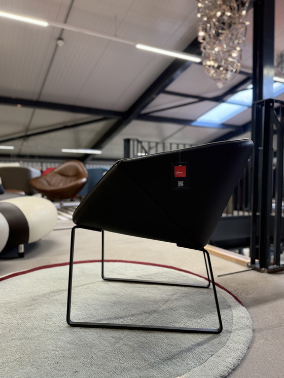 Image 1 of (2) Fauteuils Montis Ella Chaise design en cuir noir