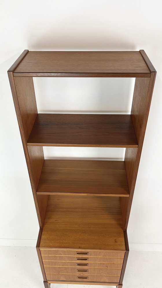 Image 1 of Bibliothèque suédoise vintage en teck