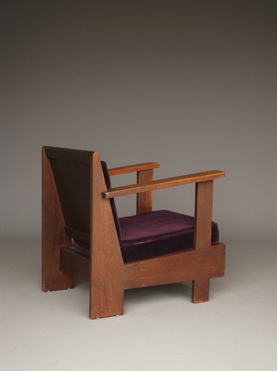 Image 1 of Art Deco fauteuil van de Haagse School, kleine eikenhouten fauteuil, jaren 1920.