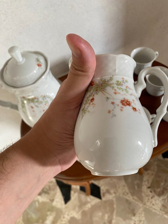 TK Thun Czechoslovakia Mid-Century Floral Porcelain Tea & Coffee Service – 15 Pieces – Crockery (photo 4 of 24)