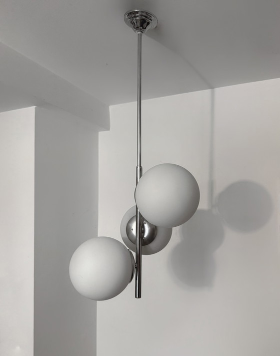 Image 1 of Lampada a sospensione allungata a 3 sfere degli anni '70.