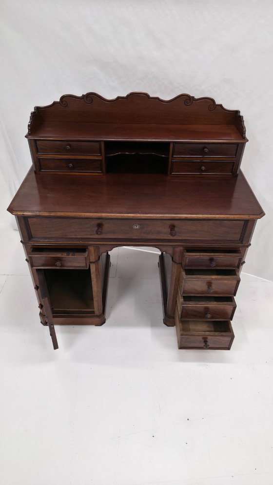 Image 1 of Antiek massief Engels mahonie staand wandbureau