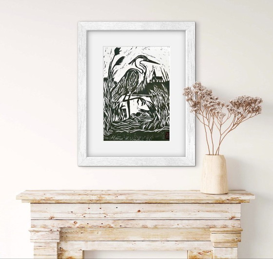 Image 1 of Linosnede van een reiger | Vogelkunst met groene inkt | Handgemaakt op A4-papier (beperkte oplage)