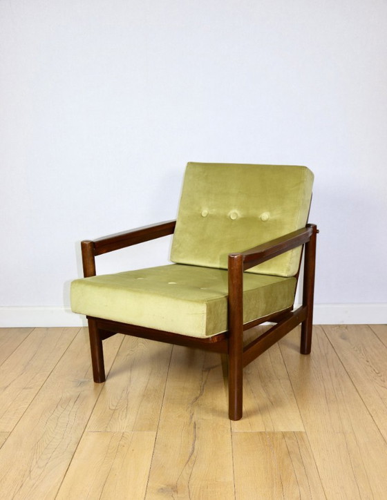 Image 1 of Fauteuil en bois design Z. Baczyk, marron olive vintage - 3 exemplaires disponibles