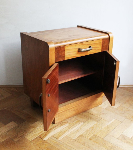 Image 1 of Par de mesitas de noche Art Déco de la década de 1930