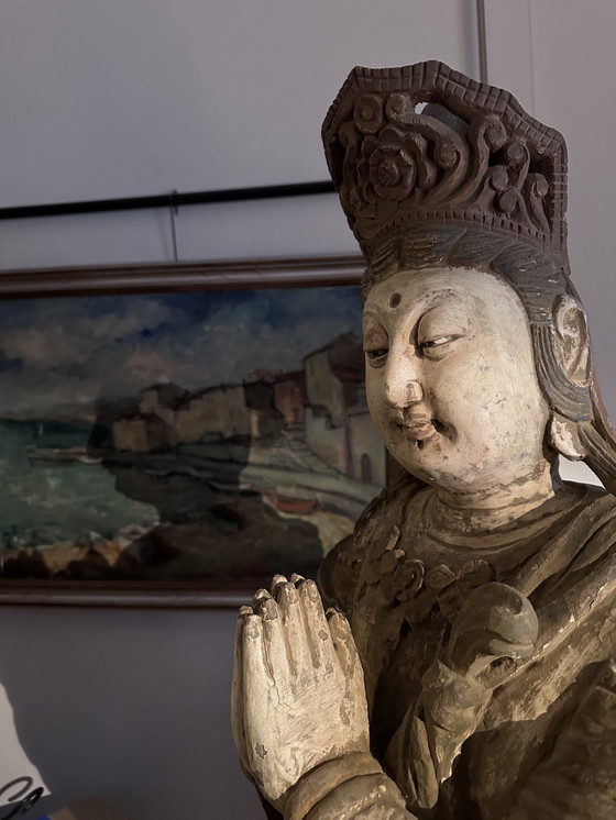 Image 1 of Monumentale, handgeschnitzte chinesische/südostasiatische Tempelstatue aus Holz – Polychromie – 128 cm (Guanyin/Bodhisattva)