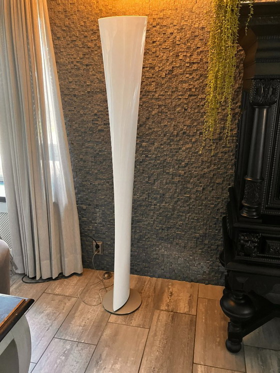 Image 1 of Fontana Arte Polaris Marco Arcebis lampadaire design blanc