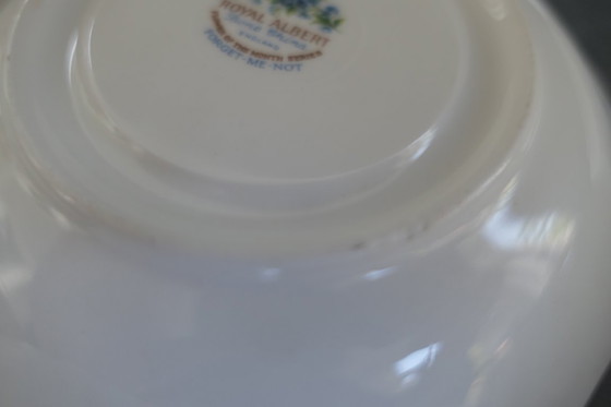 Image 1 of Tazza e piattino Royal Albert Fiore del mese 12 x