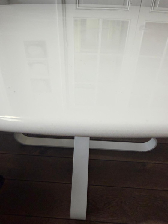 Tavolo da Pranzo Rotondo Bianco Design Acciaio / Legno – Patricia Arquiola, Tavoli da pranzo, Metal, Mdf (photo 8 of 11)