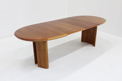 Tavolo da pranzo allungabile ovale di grandi dimensioni, stile vintage danese.