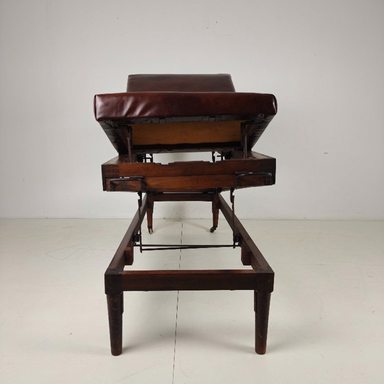 Lit d'hôpital militaire anglais ancien – XIXe siècle – Lits 1 personne, Wood, Leather (photo 3 of 16)