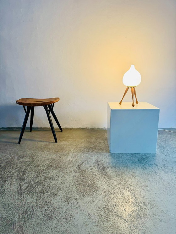 Model 105 Wooden Tripod Table Lamp by Uno & Östen Kristiansson for Luxus, Sweden 1950s – Glass (photo 7 of 7)