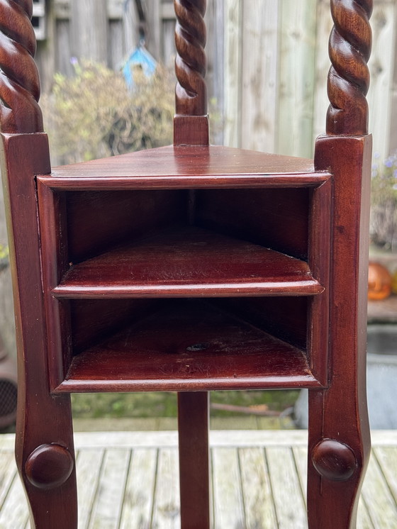 Image 1 of Table d'appoint en teck fin – une sculpture fonctionnelle