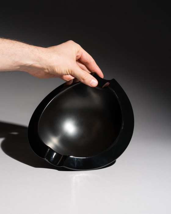 Image 1 of Cuenco posmodernista "Nautica" Porcelana Negra Jan van der Vaart Rosenthal años 90