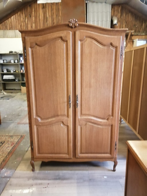 Vintage kledingkast 