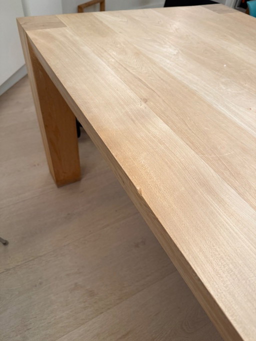 Hermosa mesa Pilat & Pilat de roble claro (220 x 94 x 76)