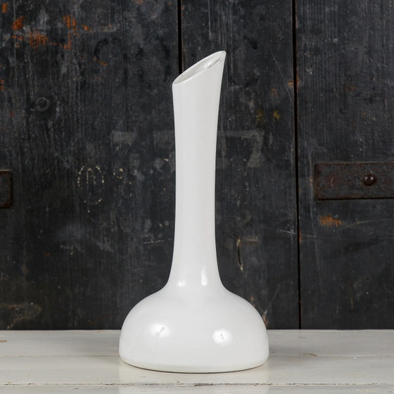 Vintage White Ceramic Rometti Vase (photo 5 of 9)