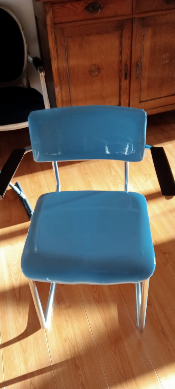 Image 1 of 4 Gispen eetkamerstoelen 