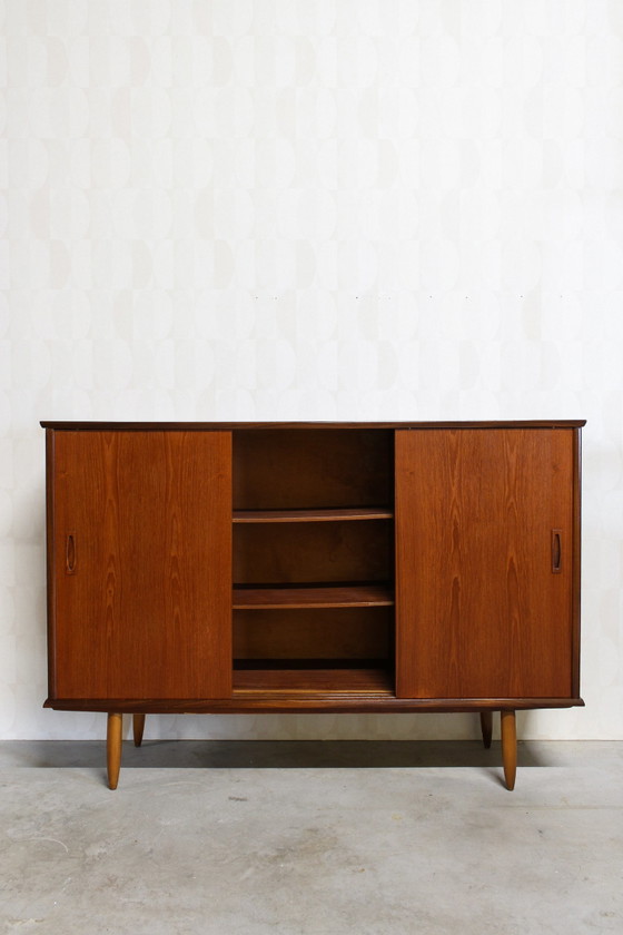 Image 1 of Buffet vintage danois en teck |