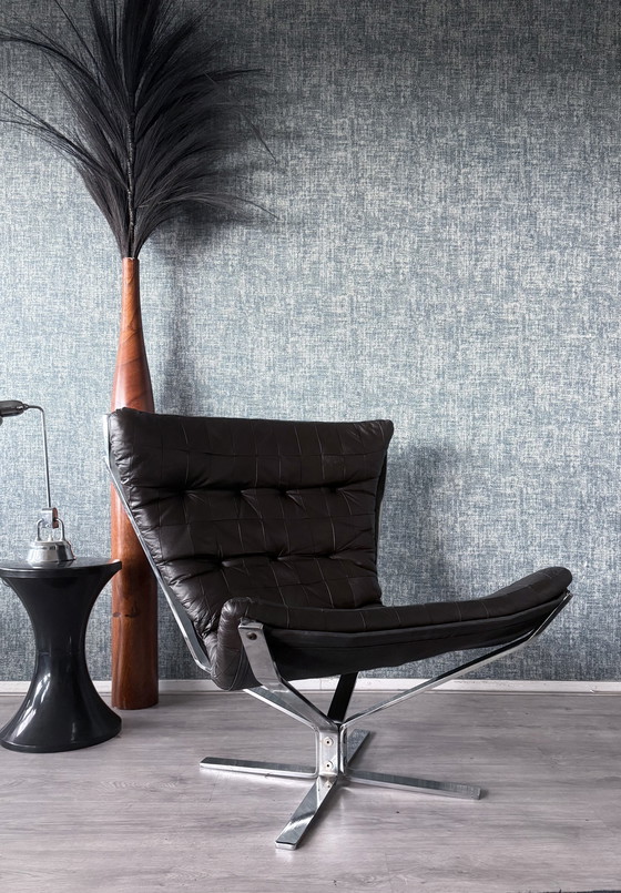 Image 1 of Vintage Falcon chair by Sigurd Ressell