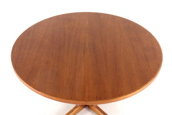 Image 1 of Tavolo da pranzo rotondo allungabile 2x di S. Burchardt Nielsen, design vintage danese.