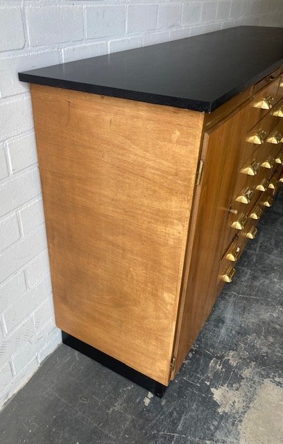 Image 1 of Vintage mid-century apotheekkast,apothekerskast,ladenkast