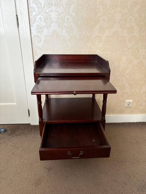 Image 1 of Tables de chevet La Grange en acajou brun avec tiroir