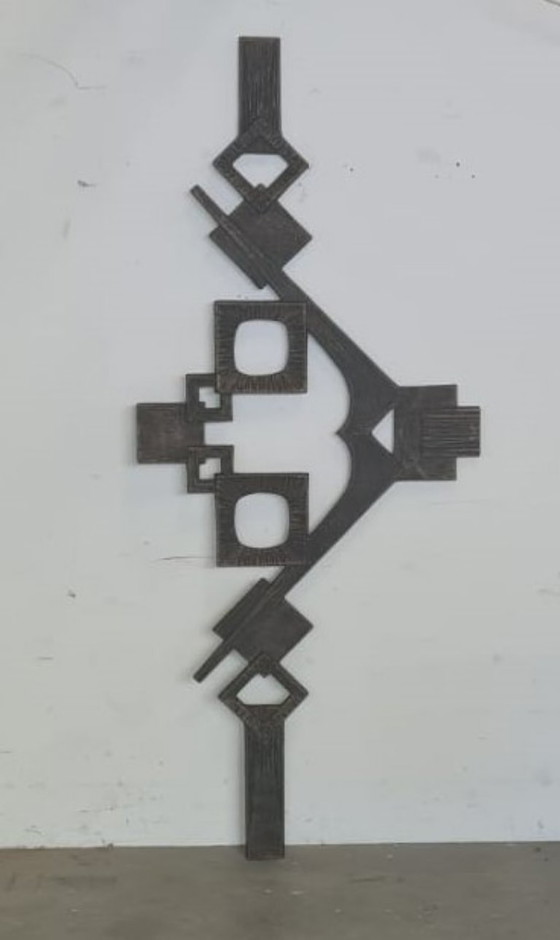 Image 1 of Brutalist wandsculptuur