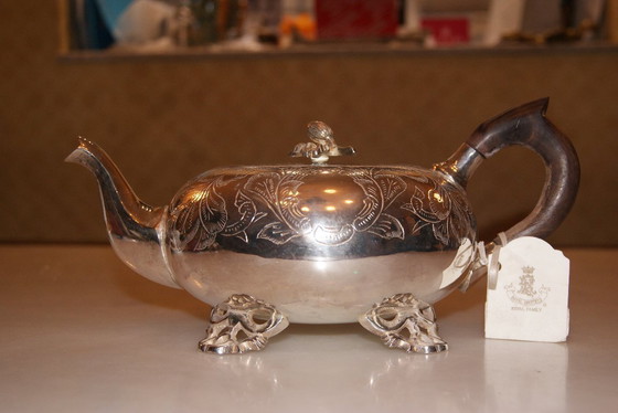 Image 1 of Teiera in argento Royal Family con manico in legno