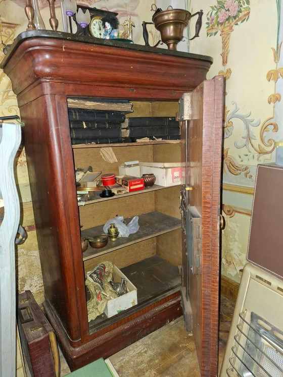 G. De Lorce Safe in Wood and Stone, Brown, Storage cabinet, Vintage (photo 2 of 7)