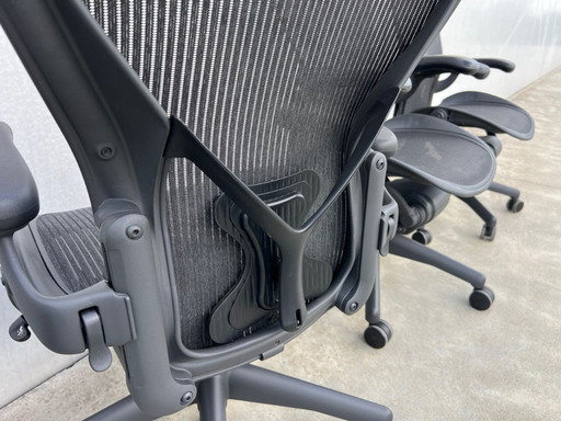 4x Herman Miller Aeron bureaustoel, model B