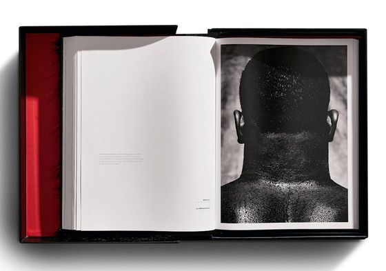 Image 1 of Borse da collezione - Albert Watson 'KAOS'