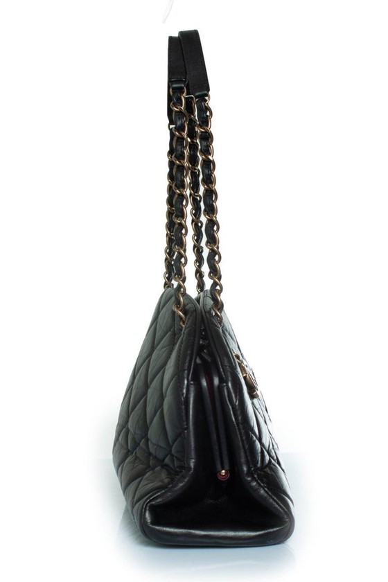 Image 1 of Sac bandoulière Chanel Mademoiselle noir