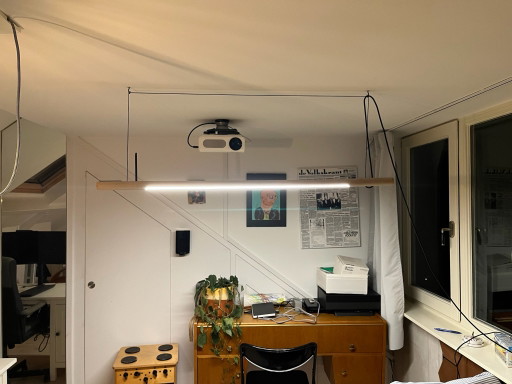 R16 lamp by Waarmakers