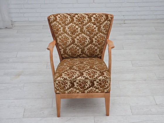 Image 1 of Années 1960, design danois d'Alfred Christensen, fauteuil, modèle 177, velours d'ameublement, bois rénové.