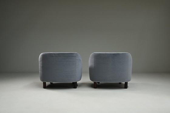 Image 1 of Set van 2 ijsblauwe mohair loungestoelen, jaren 50, Italië.