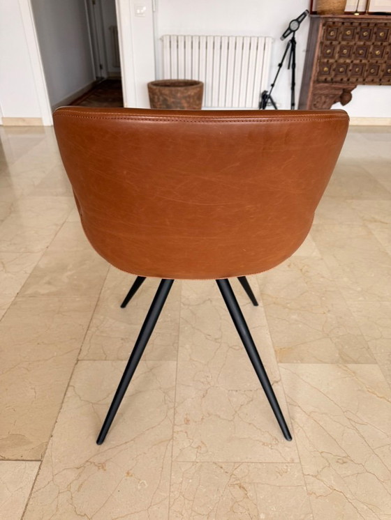 Image 1 of Table de salle à manger design avec 6 chaises en cuir