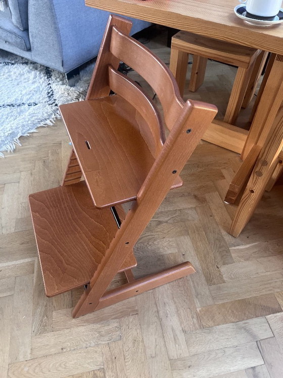 Image 1 of Chaise haute / chaise haute réglable en bois Stokke Tripp Trapp