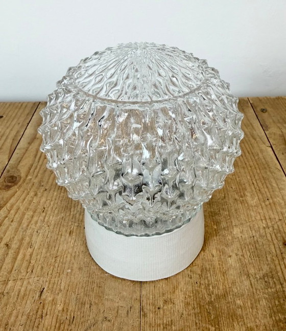 Lampada da soffitto vintage in porcellana bianca, anni '70 – Plafoniere, Porcelain (photo 4 of 12)