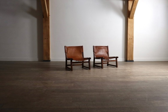 Image 1 of Paire de chaises Riaza en cuir cognac par Paco Muñoz pour la galerie Darro, Espagne, années 1960.