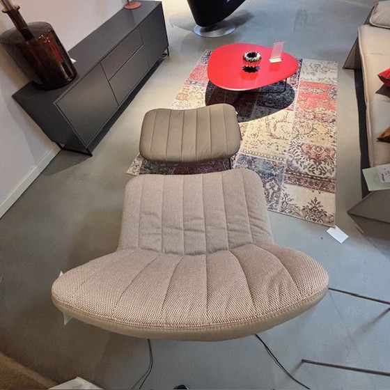 Image 1 of bert plantagie Draat D41 armchair with ottoman