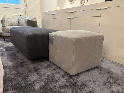 Minotti Damier Pouf/ Ottoman Show model 2023 Lp € 1,980.