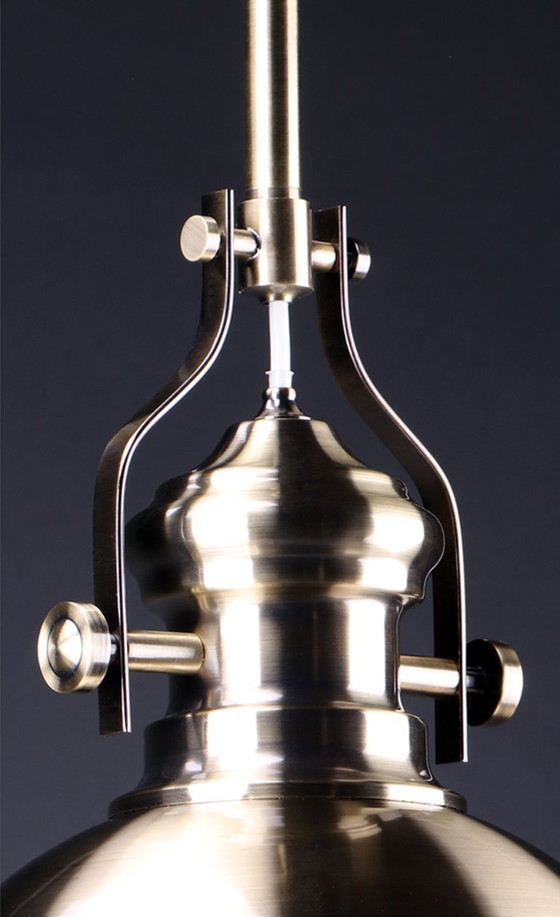 Industrielle Design Pendelleuchte – Pendelleuchten, Metal (photo 2 of 5)