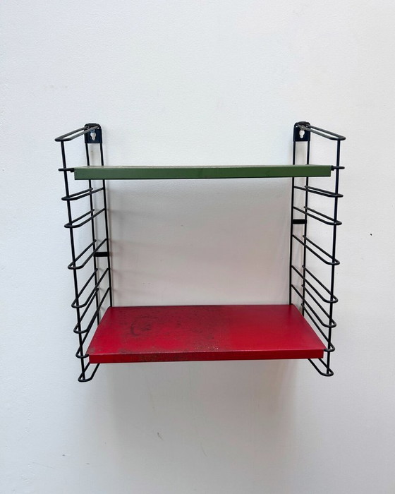 Image 1 of Estantería de pared pequeña Tomado – roja y verde