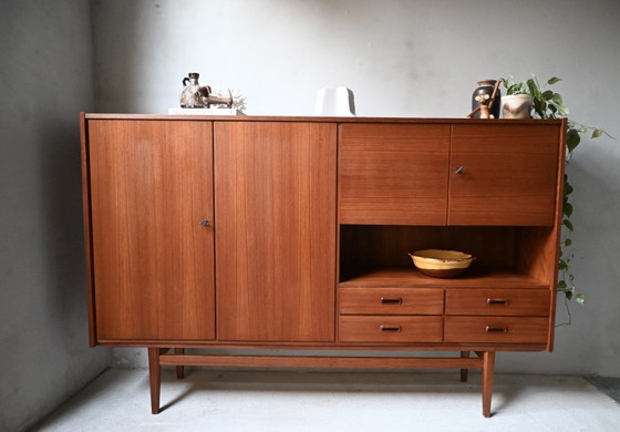 Image 1 of Prachtig groot vintage highboard jaren 60, teak fineer