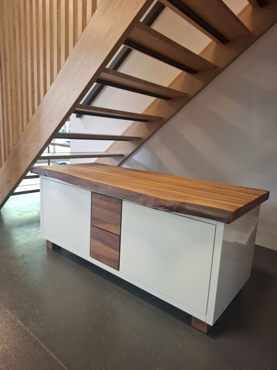 Credenza/ Mobile TV - MDF combinato con legno di noce – Credenze (photo 5 of 5)